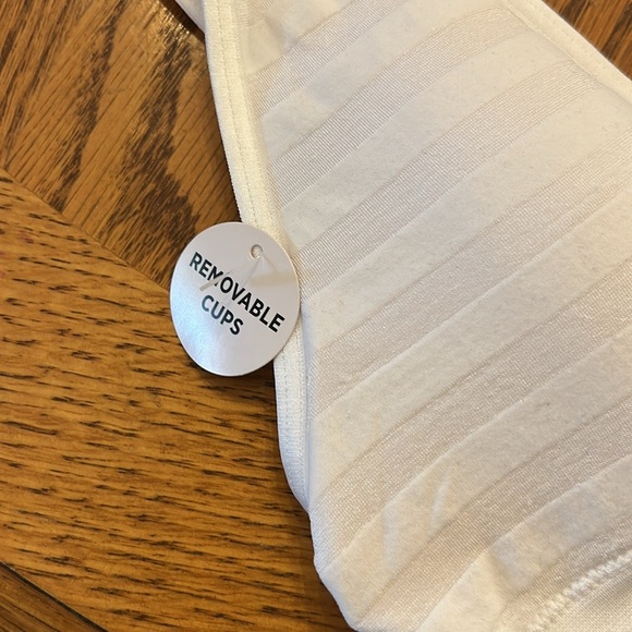 Jockey Matte & Shine Women's (S) White Microfiber Stretch NWT V Neck Bralette - Picture 4 of 6